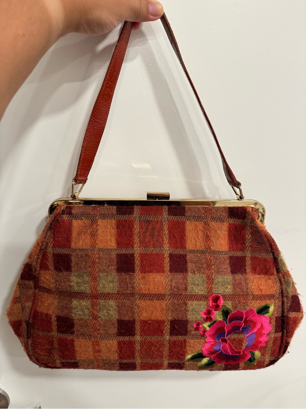 Cynthia Rowley Plaid Embroidered Floral Accent Shoulder Bag in Rust Orange - Picture 8 of 9